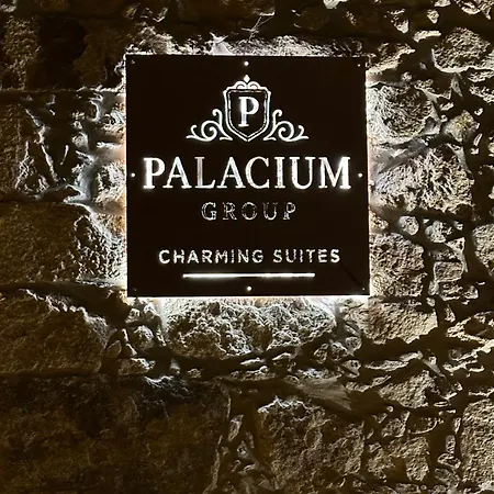 Palacium Charming